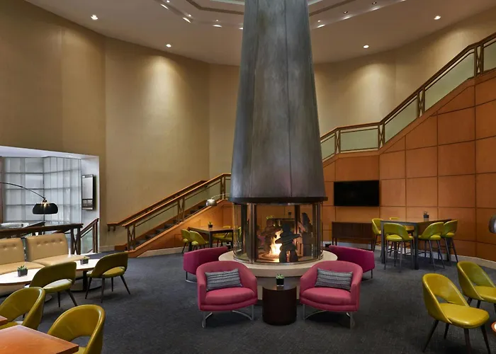 Marriott Downtown At Cf Toronto Eaton Centre