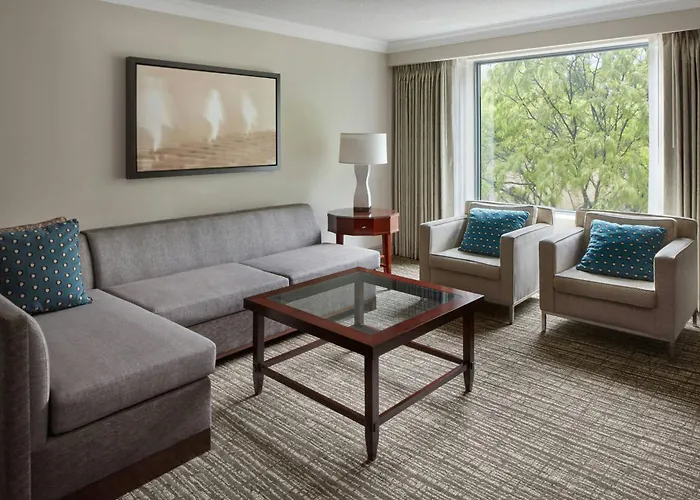 Marriott Downtown At Cf Toronto Eaton Centre